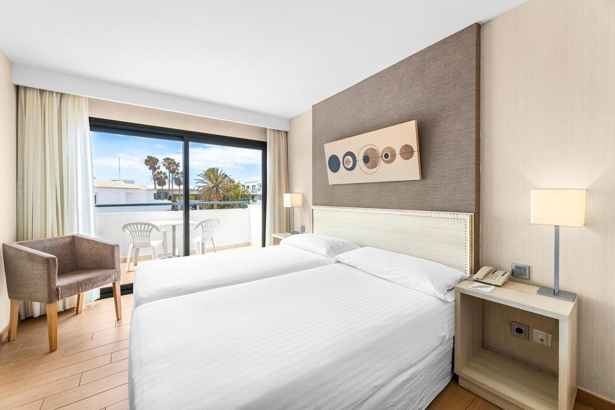 Thb Lanzarote Beach Costa Teguise Εξωτερικό φωτογραφία
